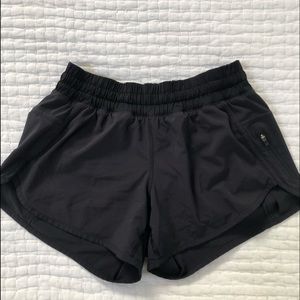 Lululemon Tracker shorts